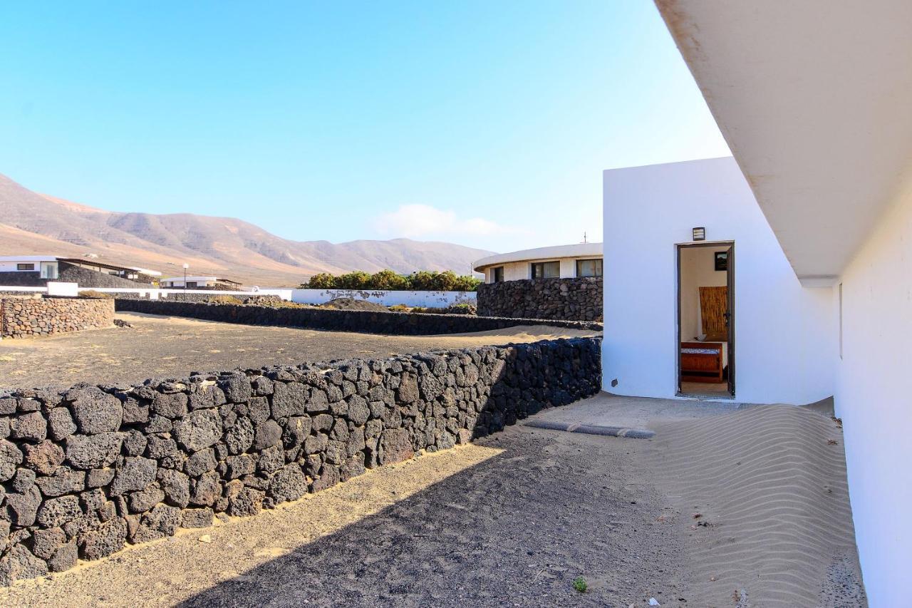 Famara Beach Apt Luaran gambar